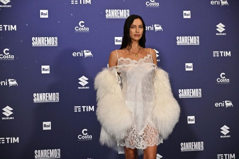 Sanremo, la modella russa Irina Shayk: non parlo di politica