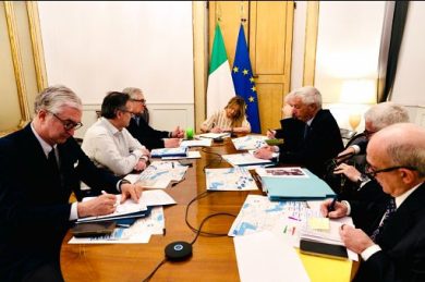 Iran, Meloni segue sviluppi da vicino, sentiti Starmer e Merz