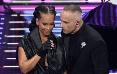 Alicia Keys, l’omaggio ai nonni siciliani e il duetto con Eros Ramazzotti che ha incantato il pubblico di Sanremo