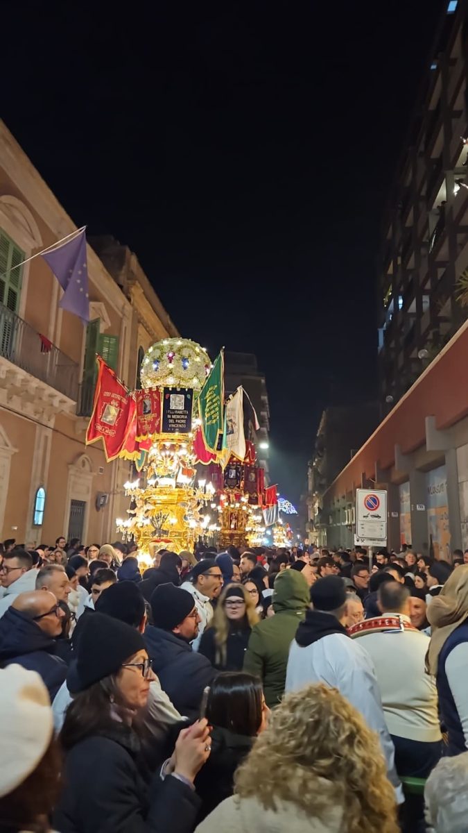 Candelore in piazza Cavour - Sant'Agata, giro interno 2026 - QdS