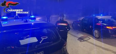 Siracusa, uomo arrestato per danneggiamento e incendio
