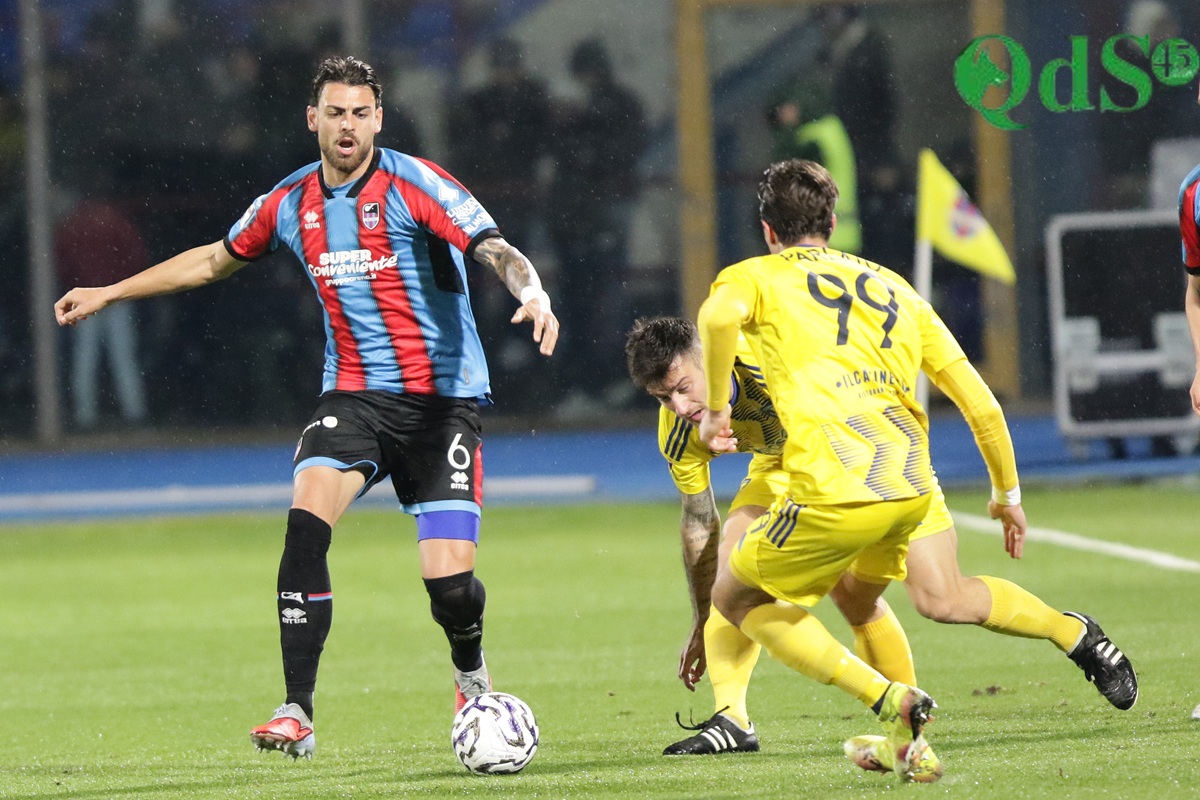 Catania-Cerignola, gli etnei pareggiano 0-0 e precipitano a -8 dalla vetta: la fotogallery