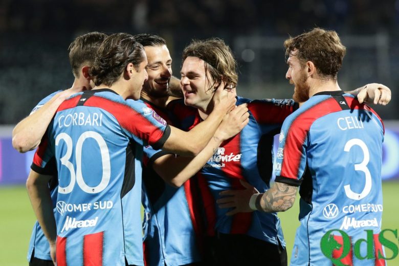 Verso Catania-Giugliano, le probabili formazioni: out Di Tacchio. Ipotesi Ponsi titolare