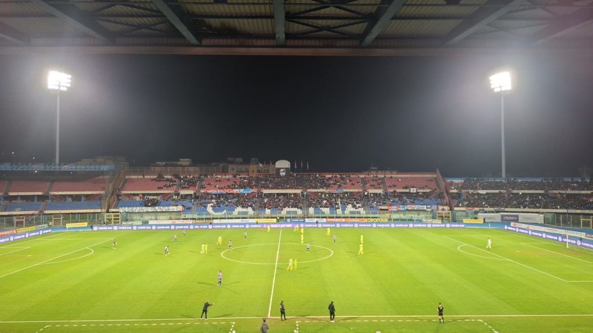 Poker rossazzurro al Massimino: il Catania batte il Trapani e rilancia l’assalto al primo posto