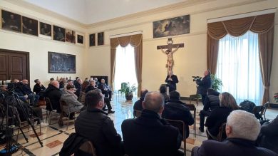 VIDEO | Papa Leone visiterà Lampedusa, l’arcivescovo di Agrigento: “Stimolo a saper guardare la storia con gli occhi di Dio”