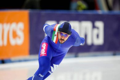 Olimpiadi Milano Cortina 2026, oro Italia nella finale dello Speed Skating team pursuit, battuti gli Usa