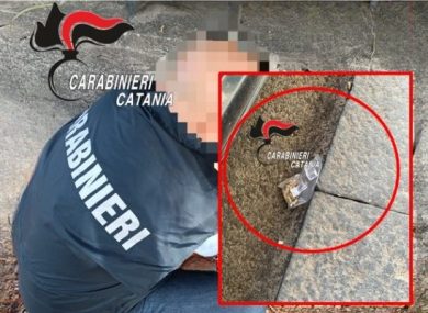 Busta sospetta sul marciapiede a Catania, intervengono i carabinieri: rinvenuti 21 proiettili, indagini in corso