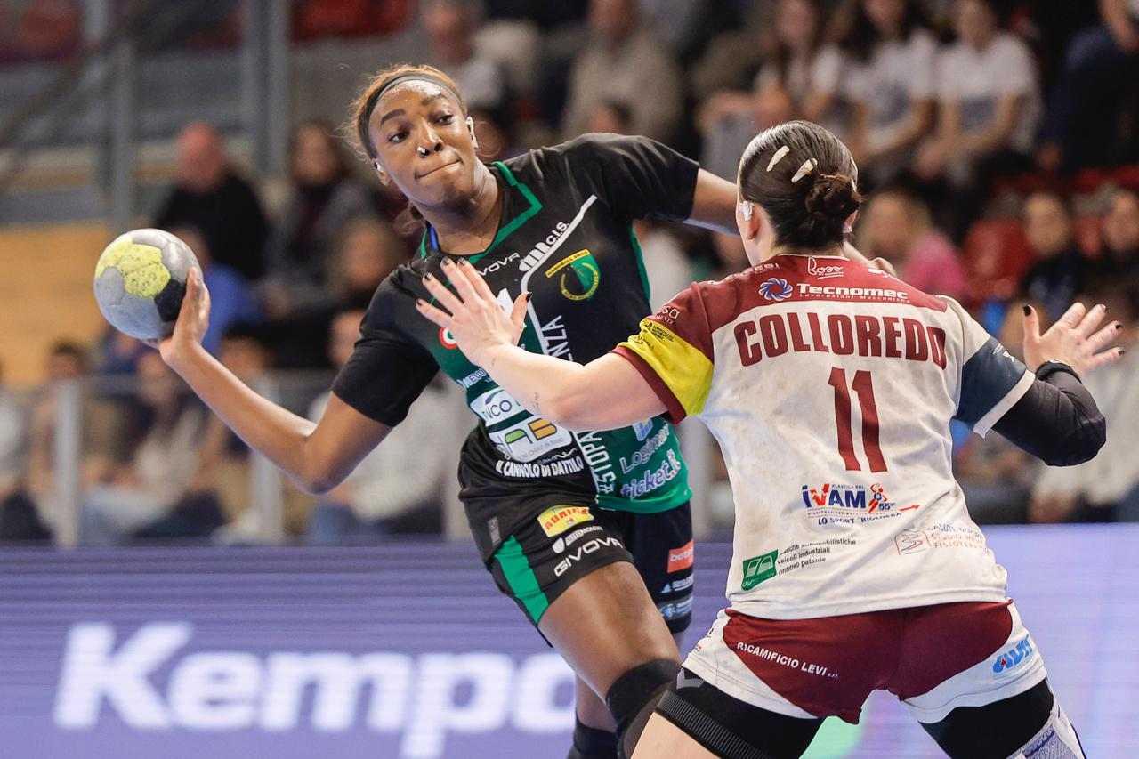 Pallamano donne, l’Erice soffre ma batte il Cassano Magnago. Arpie in finale con Salerno