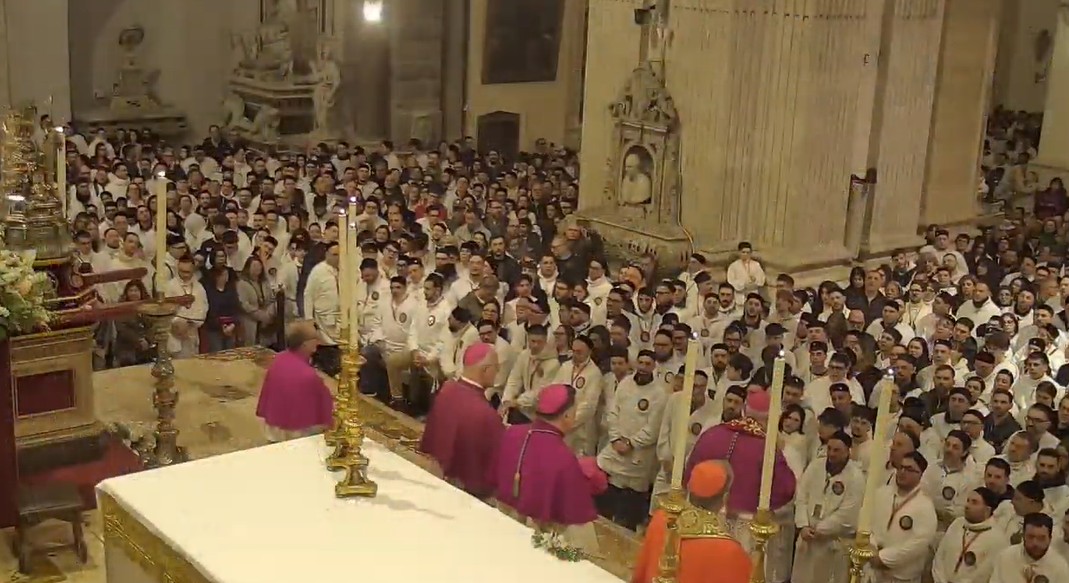 La preghiera prima della Messa dell'Aurora - dalla diretta dell'Arcidiocesi