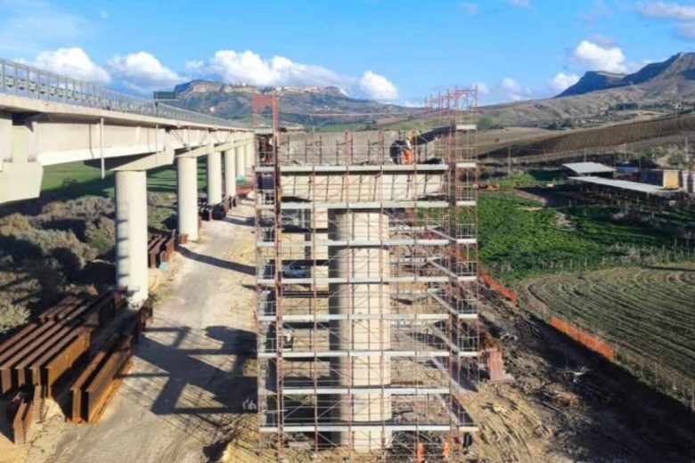 A19, vertice a Palazzo d’Orléans. Schifani sottolinea: “Mai così tanti lavori”