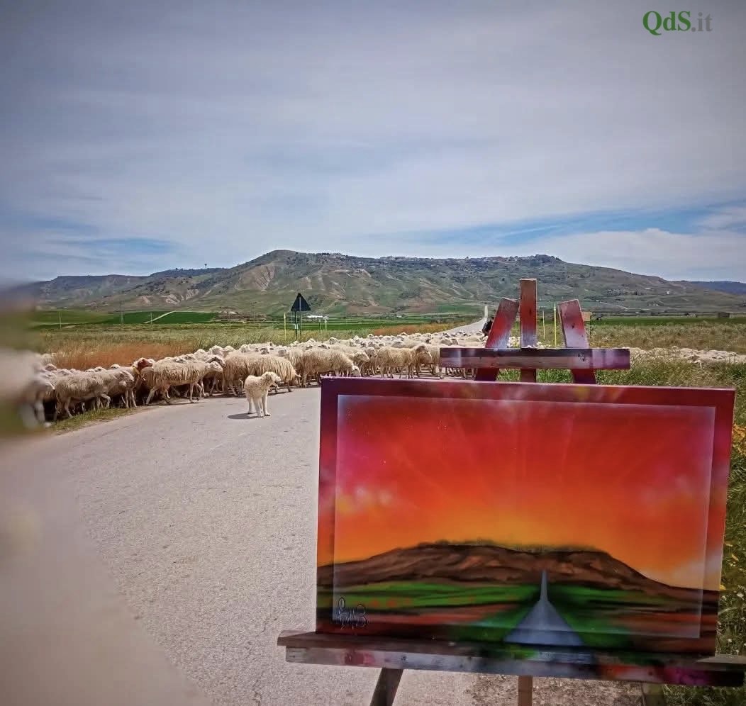 Niscemi, oltre la frana: i colori di Turi è Tinto per disegnare la speranza e dire “vietato arrendersi”