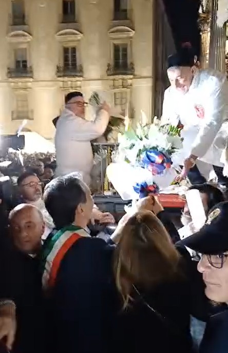 L'omaggio di Trantino a Sant'Agata - screen da video del Comune di Catania