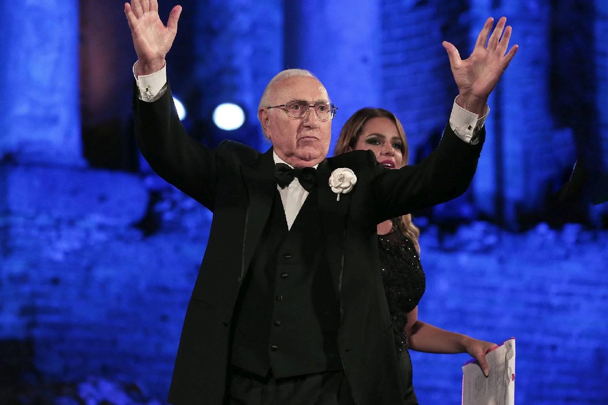 Sanremo 2026, omaggio a Pippo Baudo aprirà il Festival Sanremo 2026, omaggio a Pippo Baudo aprirà il Festival