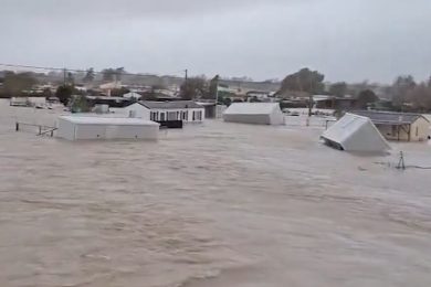 VIDEO | Scuole chiuse, mezzi fermi, città in ginocchio: le immagini della tempesta che ha devastato l’Andalusia