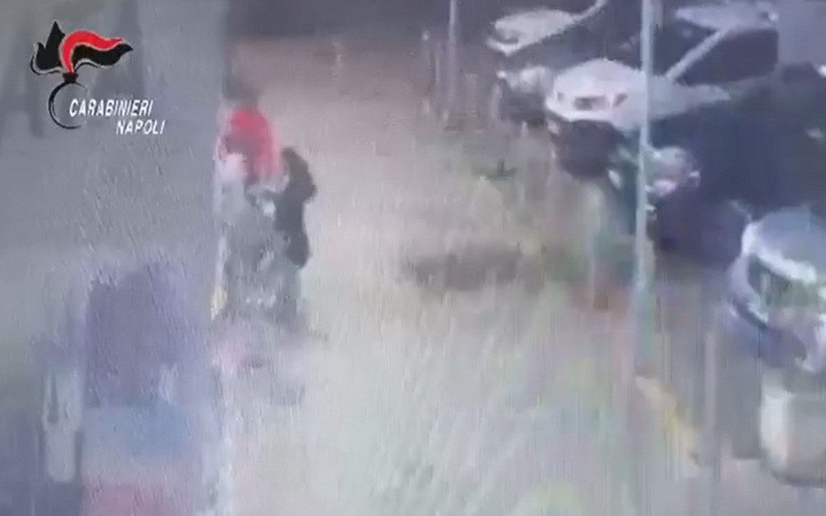 “Non è tuo figlio, dammelo”: shock al supermercato, uomo tenta di rapire bambino di 5 anni “Non è tuo figlio, dammelo”: shock al supermercato, uomo tenta di rapire bambino di 5 anni