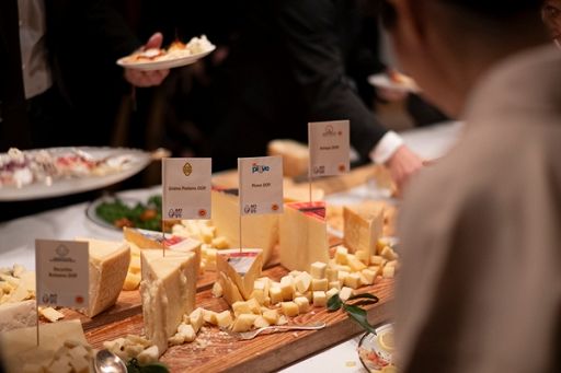 Afidop: cresce visibilità formaggi Dop-Igp in menu ristoranti