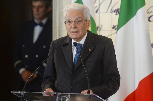 Da Mattarella un messaggio di fiducia: non rassegnarsi ad un mondo di chi si impone