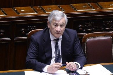 Referendum, Tajani: non risparmiamoci o rischiamo di perdere
