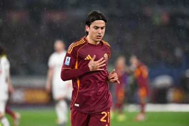 Calcio, Paulo Dybala operato al ginocchio