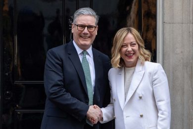 Iran, telefonata Starmer-Meloni-Macron-Merz: “Stretto coordinamento militare”