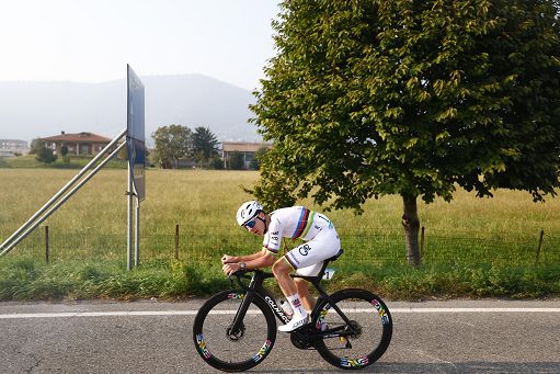 Ciclismo, Pogacar vince Strade Bianche, poker a Siena