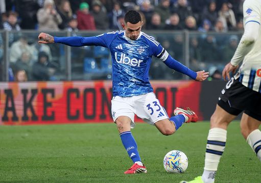 Calcio, Cagliari-Como 1-2: lariani al quarto posto