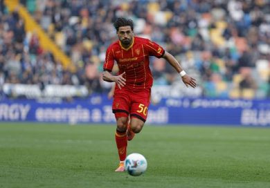 Calcio, Lecce-Cremonese 2-1 nello scontro salvezza