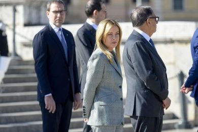 Meloni: viviamo evidente crisi del diritto internazionale