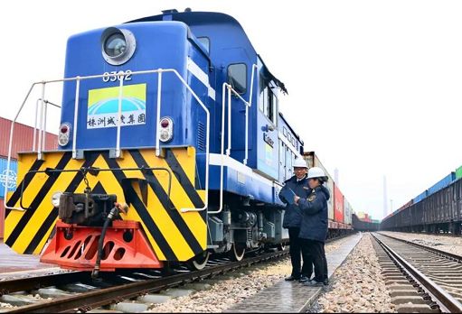 Le mani della Cina sui minerali critici: un’Opa sul futuro