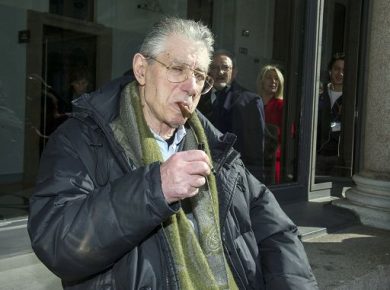 Bossi, i funerali del fondatore della Lega domenica a Pontida