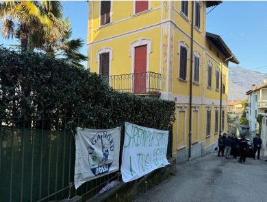 Oggi saluto in “famiglia” a Bossi. Salvini in dubbio, poi arriva