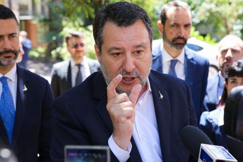 Referendum, Salvini: votare sì per onorare Bossi, fu attaccato da giudici politicizzati