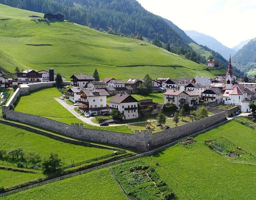 Certosa in Val Senales, il borgo del silenzio tra storia e cammini