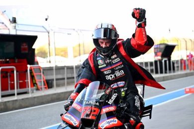 MotoGP, Bezzecchi trionfa in Brasile e vola in testa