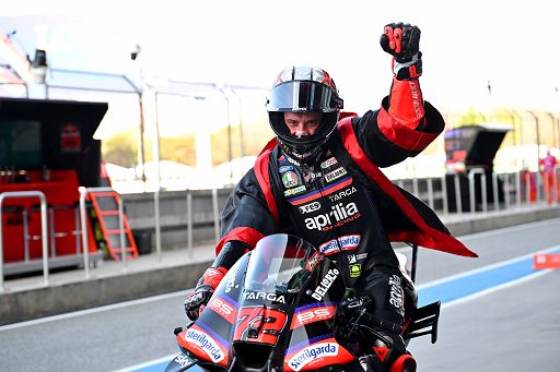 MotoGP, Bezzecchi trionfa in Brasile e vola in testa