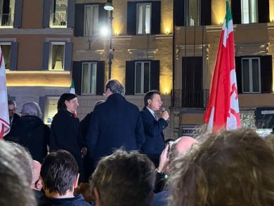 Referendum, giovani, comitati civici e campo largo bocciano riforma