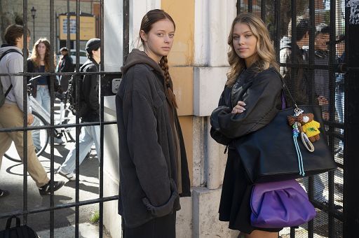 Su Rai 1 “Qualcosa di lilla”, una 15enne e i disturbi alimentari