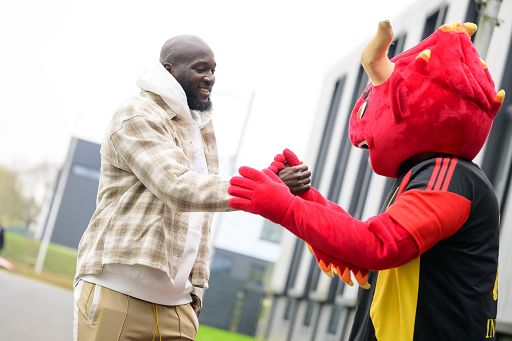 Calcio, Lukaku resta in Belgio: Napoli irritato