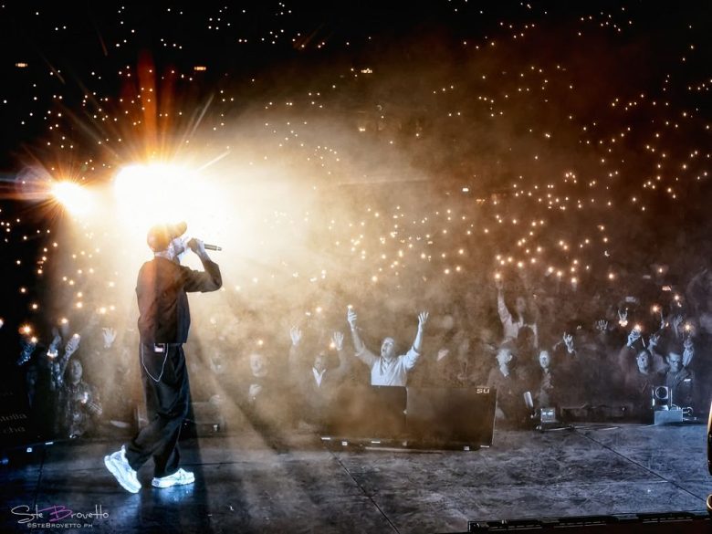 Dopo Sanremo, Raf torna live con Infinito – Estate 2026