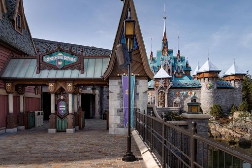 A Disneyland Paris ha aperto World of Frozen