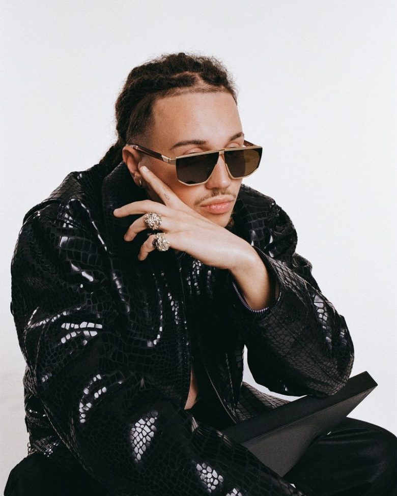 Sayf ha annunciato l’uscita del suo primo album “Santissimo”