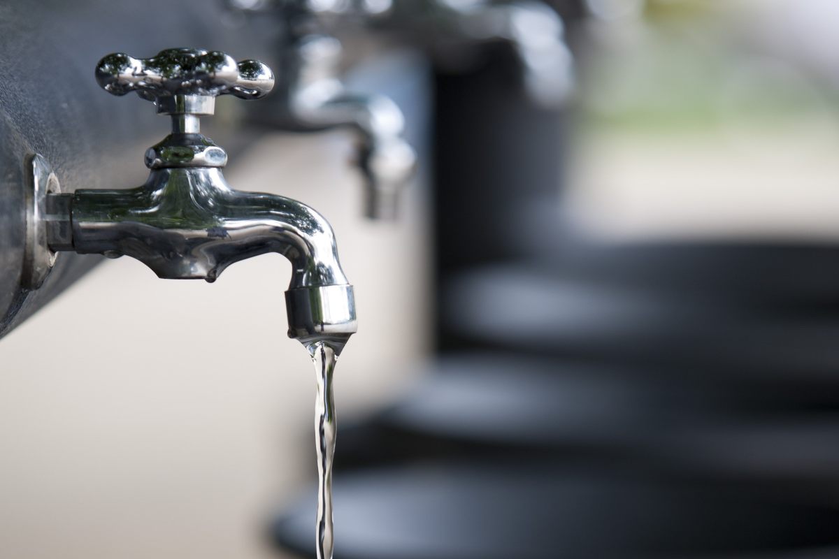 Sicilia senz’acqua, razionamenti record e famiglie in crisi: i numeri dell’emergenza