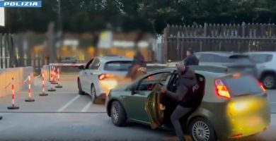 Catania, blitz della Polizia: arrestato l’anarchico Giuseppe Sciacca