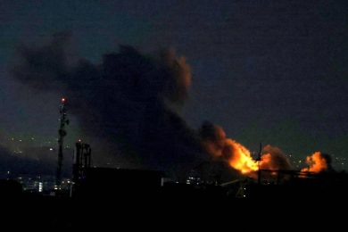 Guerra Iran, le ultime news in diretta | Minacce, incertezze e un nuovo un piano in 5 punti per la pace da Cina e Pakistan