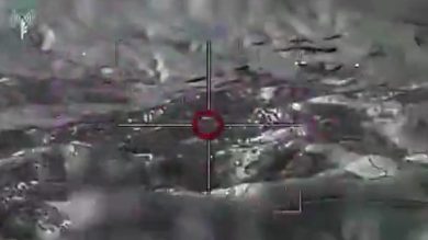 VIDEO | Iran-Israele, duello tra i jet: abbattuto il caccia di Teheran