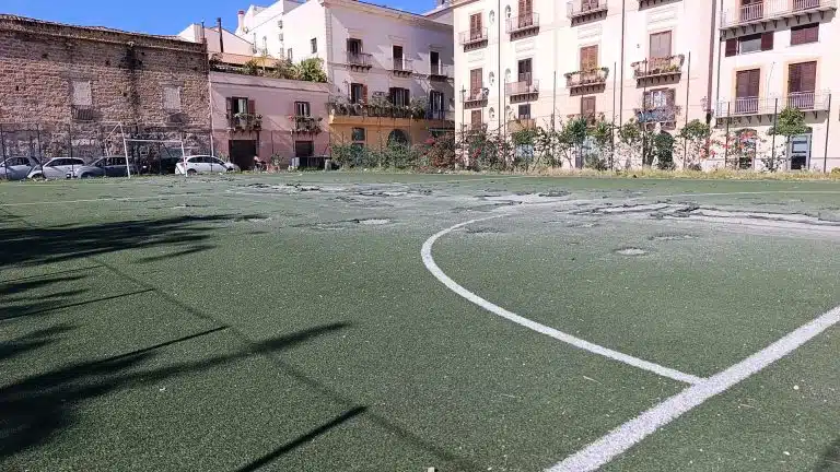 Riqualificazione campetto della Magione, il Comune di Palermo dà il via libera ai lavori