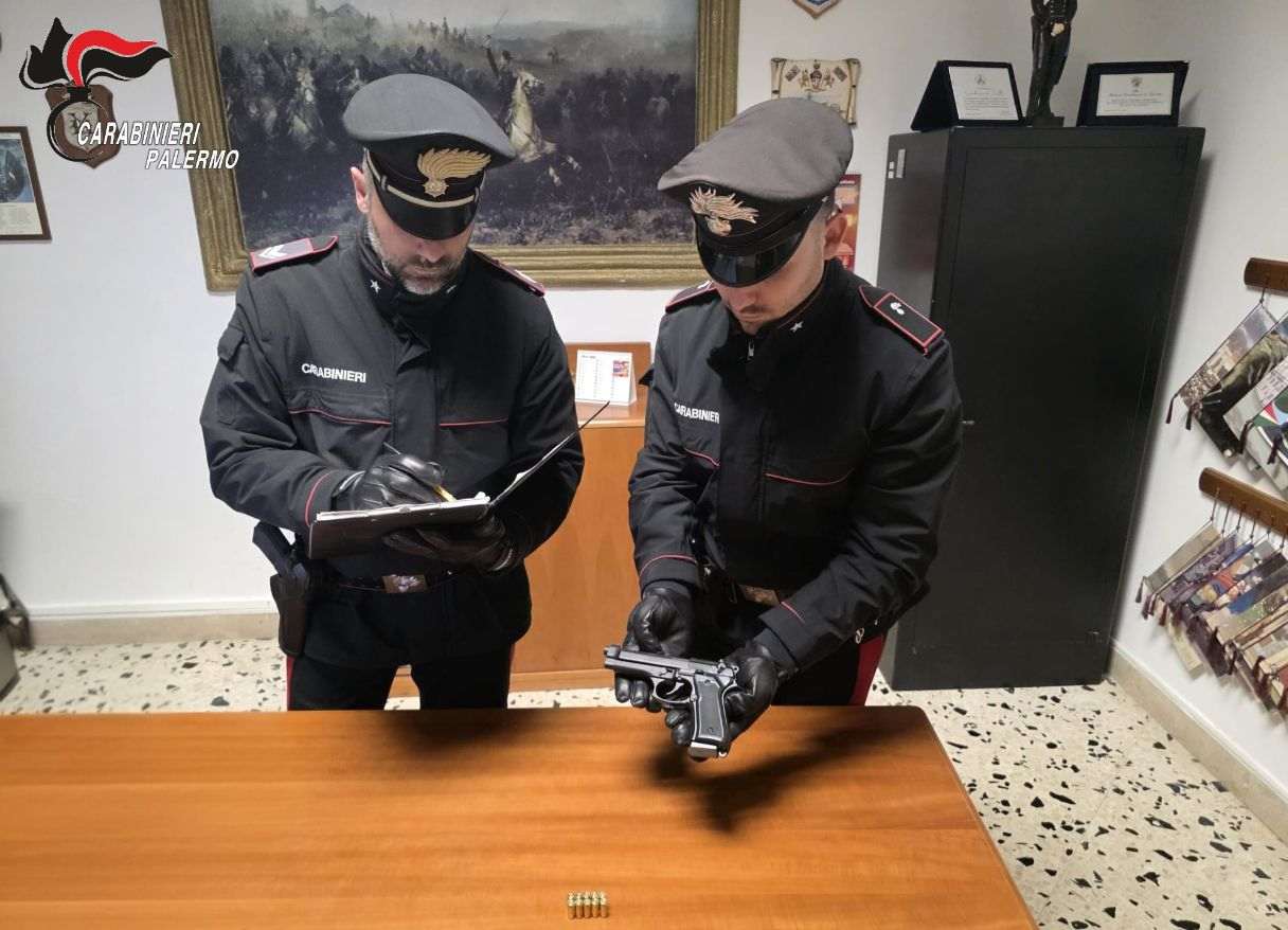 Sparano in strada e seminano il panico a Torretta, denunciati due giovani