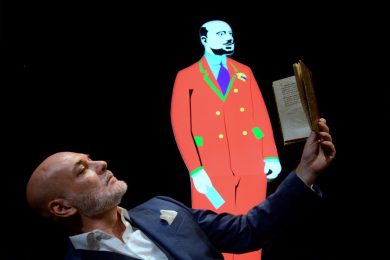 Allo Stabile la vita inimitabile di D’Annunzio, Sylos Labini: “Nel bene e nel male, un simbolo di italianità”