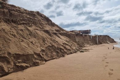 San Leone, la spiaggia divorata dall’erosione costiera. Lombardo (Mareamico) al QdS: “Il rischio è che la natura sia più veloce della burocrazia”