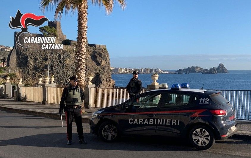 Ladra sbadata nel Catanese, ruba in hotel ma dimentica le chiavi dell’auto in una camera: arrestata